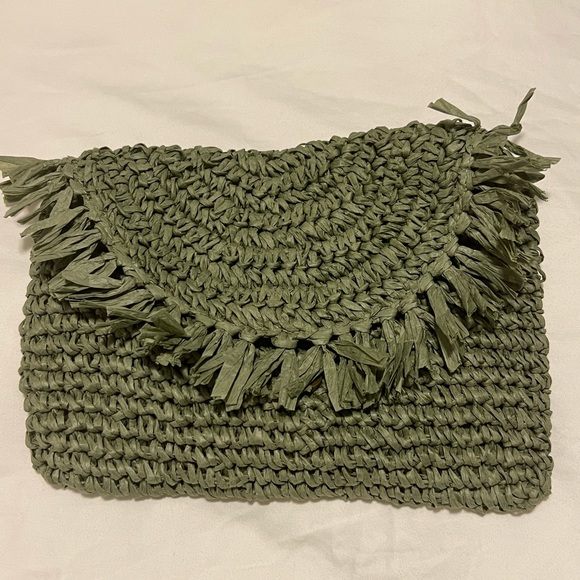 Handbags - Green straw clutch